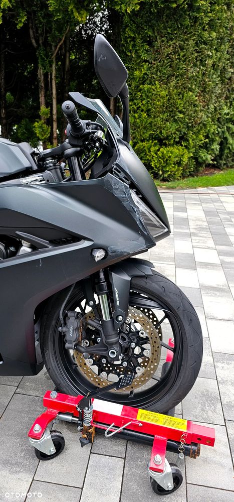 Honda CBR - 7