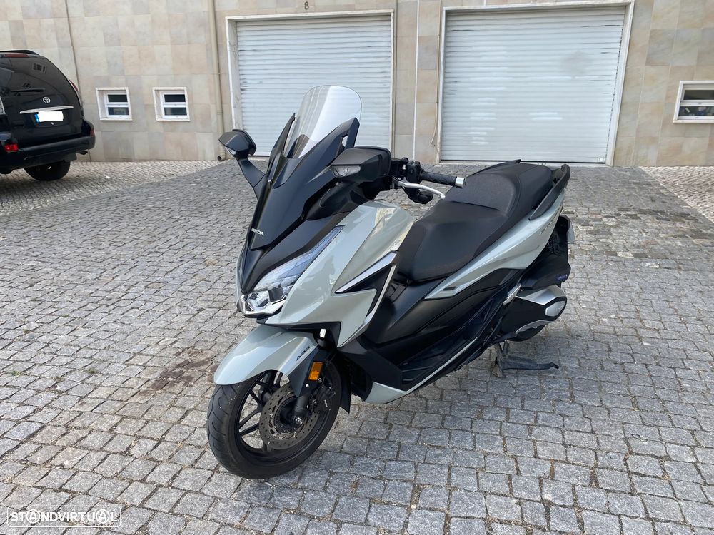 Honda Forza 350 - 1