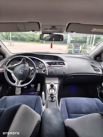 Honda Civic 1.8 Executive - 7