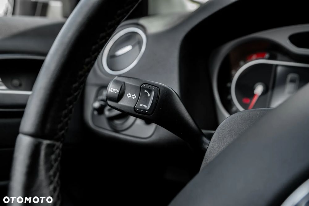 Ford Mondeo 2.5 Titanium X - 24