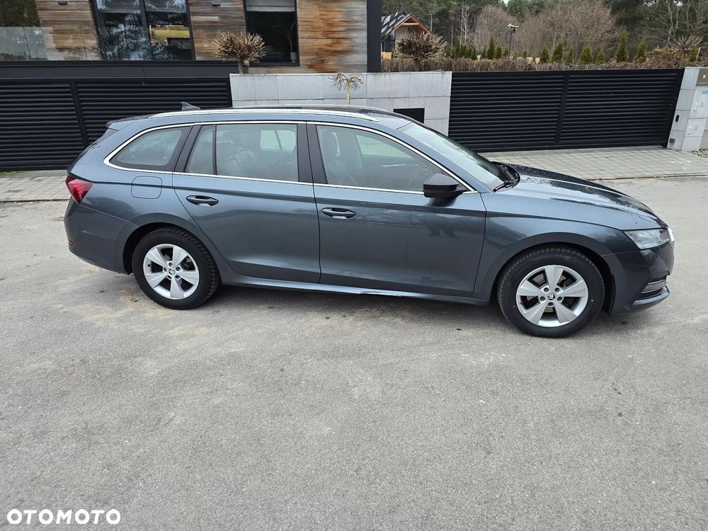 Skoda Octavia 2.0 TDI DSG Edition - 7