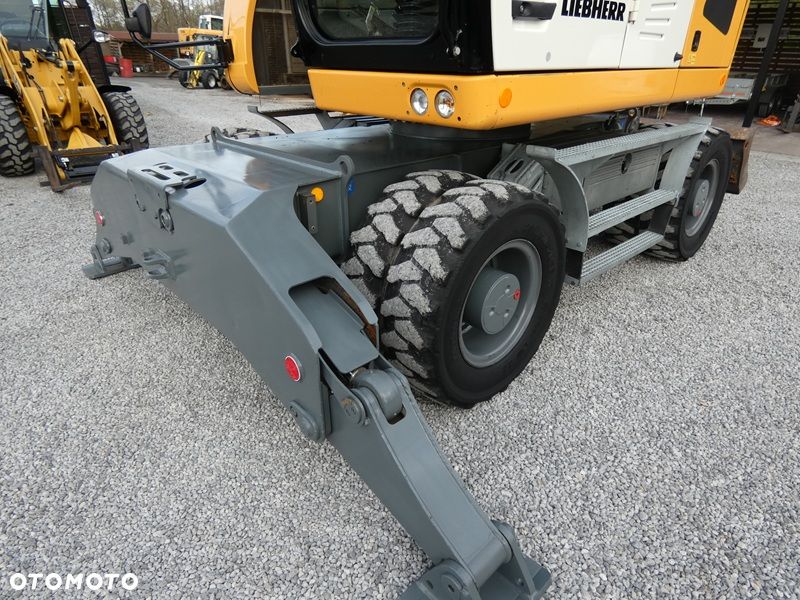 Liebherr 914 Compact / Super Stan / Speeder 30km/h / Łapy + pług / - 31