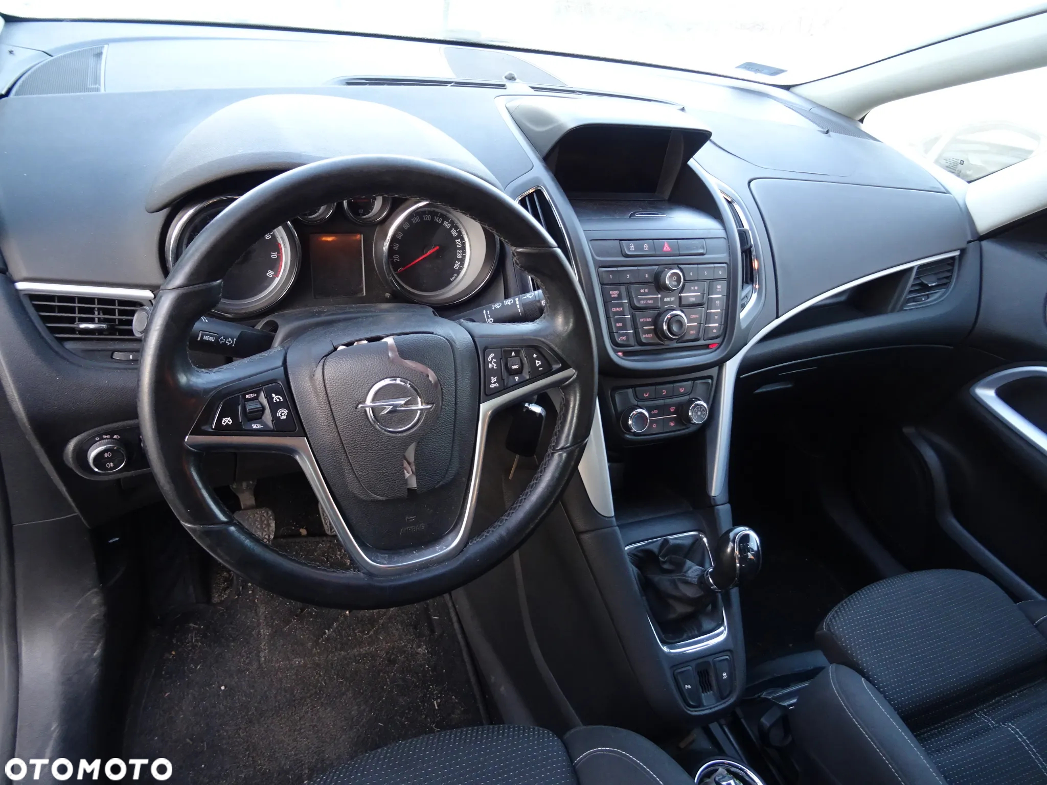 OPEL ZAFIRA C TOURER DESKA ROZDZIELCZA KOKPIT KONSOLA EUROPA PRZEKŁADKA - 3