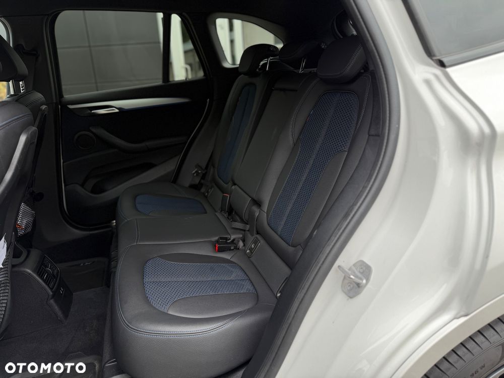 BMW X1 xDrive25i M Sport sport - 17