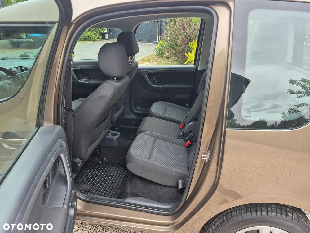 Skoda Roomster 1.4 16V Ambition - 9
