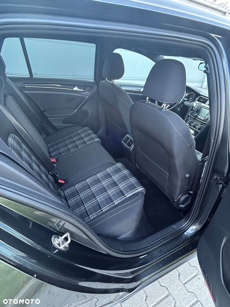 Volkswagen Golf GTD (BlueMotion Technology) DSG - 15
