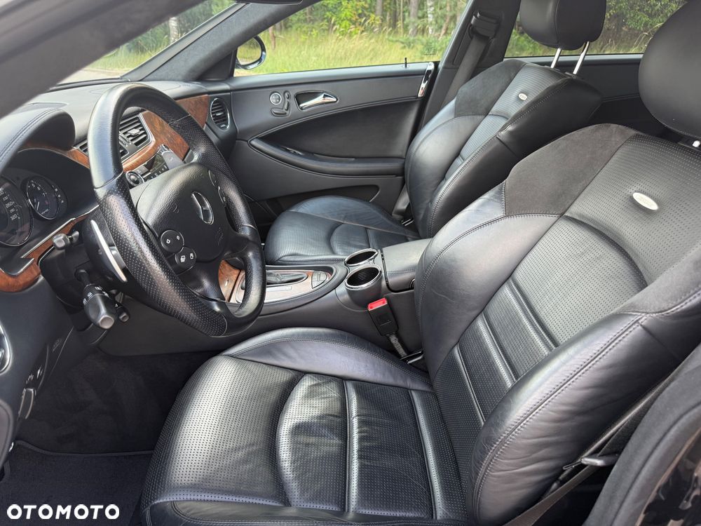 Mercedes-Benz CLS 63 AMG 7G-TRONIC - 27