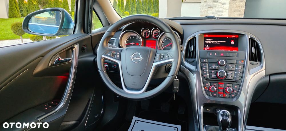 Opel Astra 1.4 Turbo Exklusiv - 19