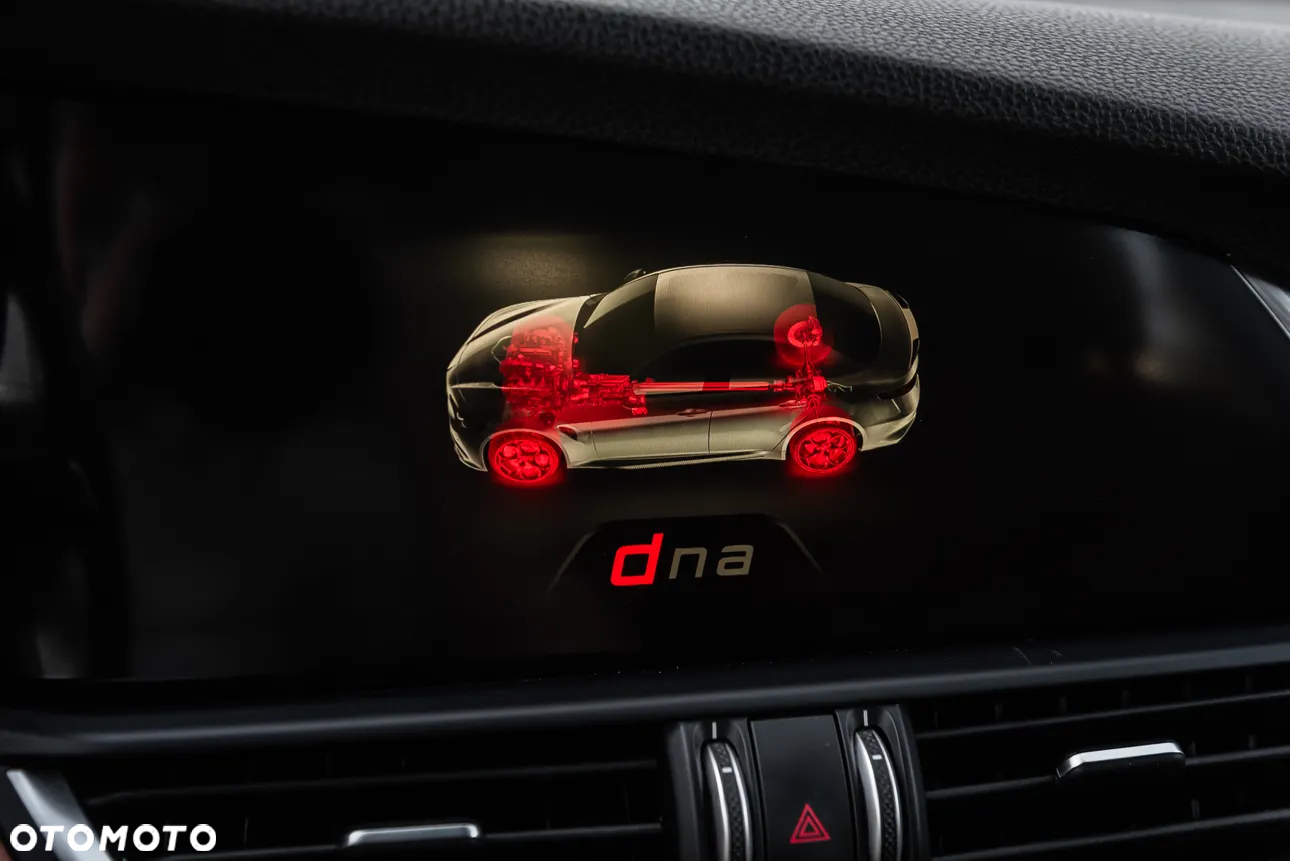Alfa Romeo Giulia 2.2 Diesel AT8 Advanced Efficiency - 23