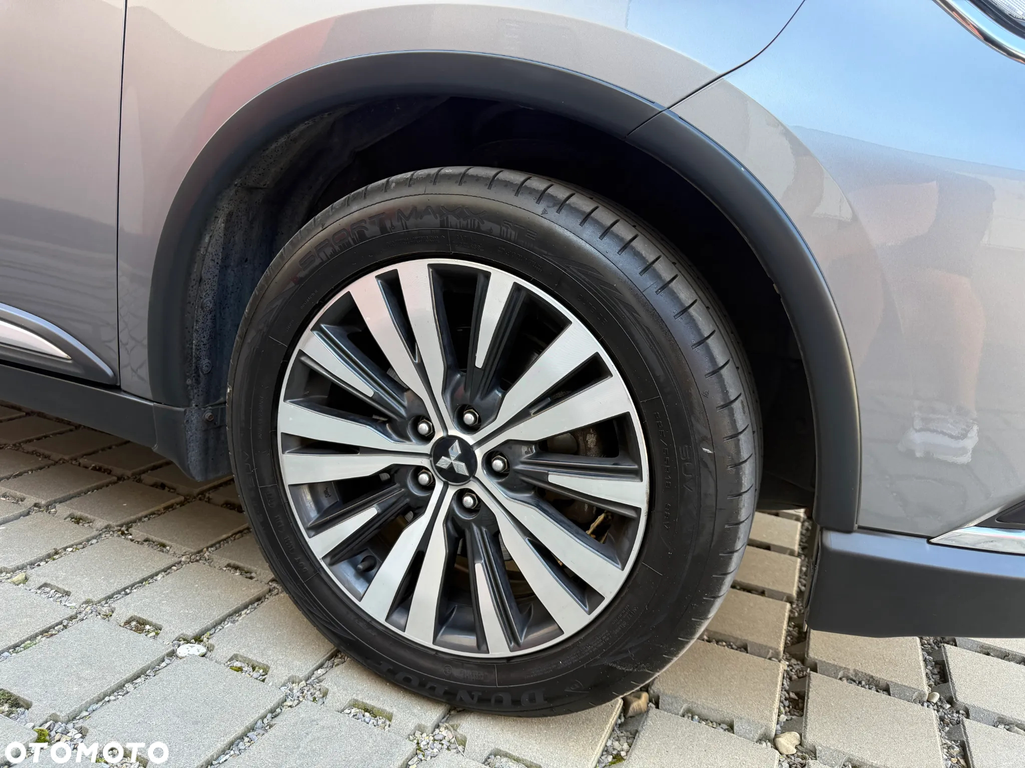 Mitsubishi Outlander 2.0 Intense Comfort 4WD CVT - 9