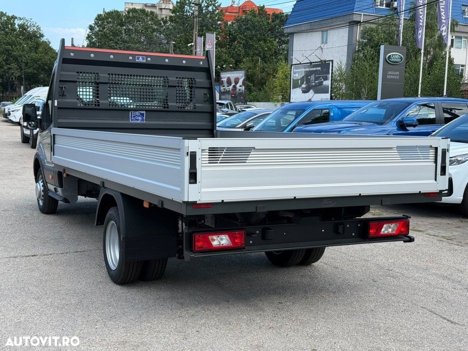 Ford Transit - 6