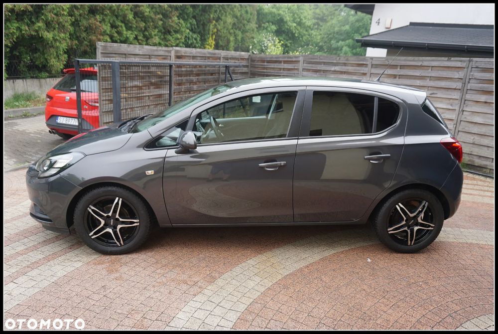 Opel Corsa 1.4 16V Cosmo - 23