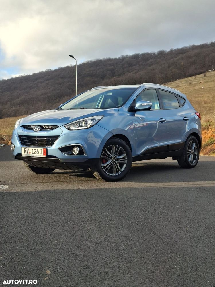 Hyundai ix35 2.0 CRDI 4WD Fifa World Cup Gold Edition - 16