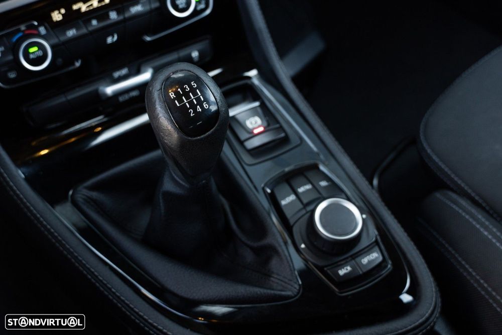 BMW 216 Gran Tourer d Line Sport - 24