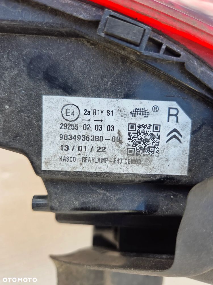 Lampa tylna prawa Citroen C5X 9834936380 - 11