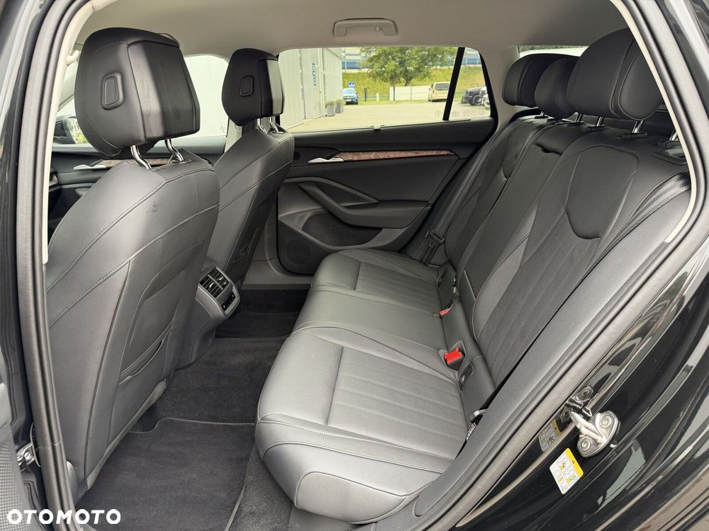 Skoda Superb 2.0 TDI SCR L&K DSG - 21