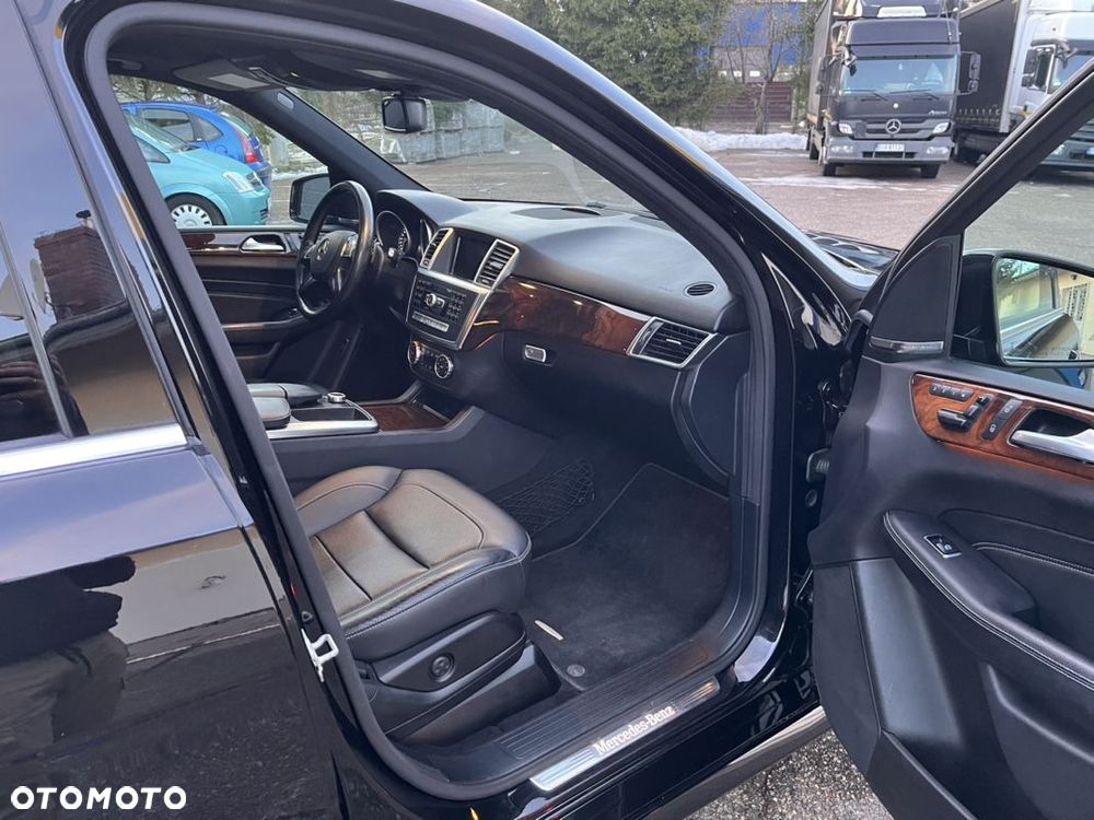 Mercedes-Benz ML 350 BlueTEC 4MATIC 7G-TRONIC - 11