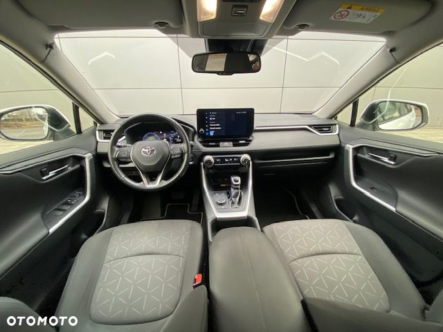 Toyota RAV4 - 13