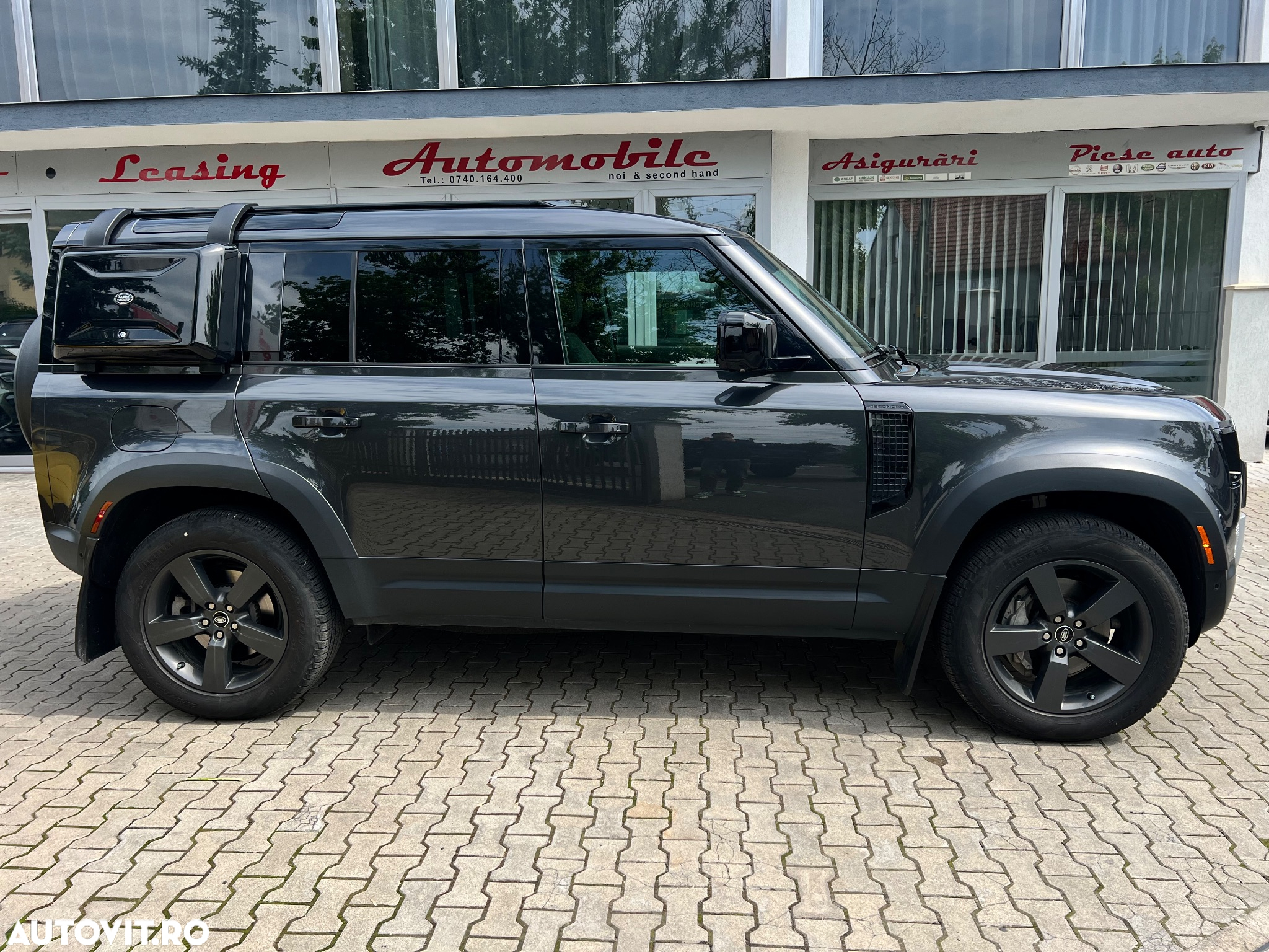 Land Rover Defender 110 3.0P 400 MHEV - 2