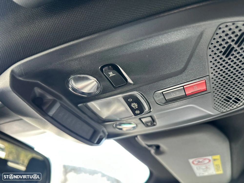 Peugeot 2008 1.2 Hybrid Allure e-DCS6 - 45