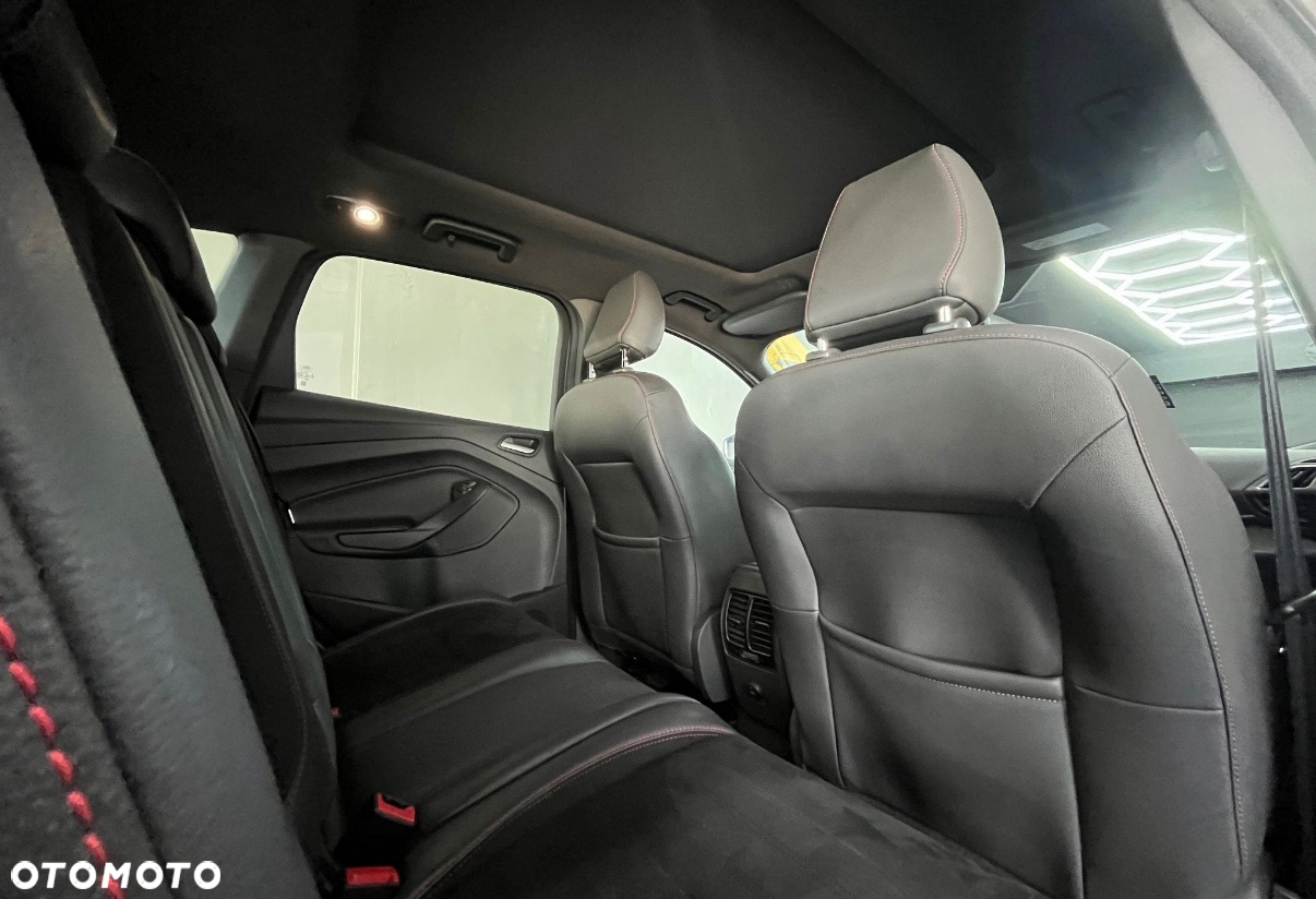 Ford Kuga 1.5 EcoBoost 4x4 ST-Line - 7
