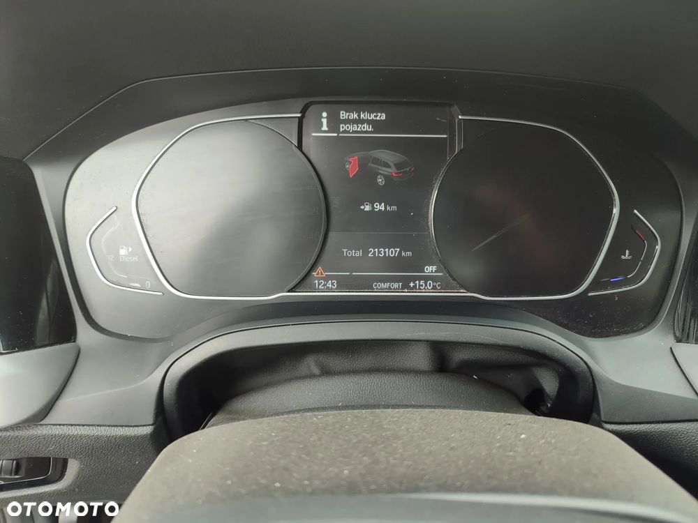 BMW Seria 3 318d Sport Line Shadow - 12