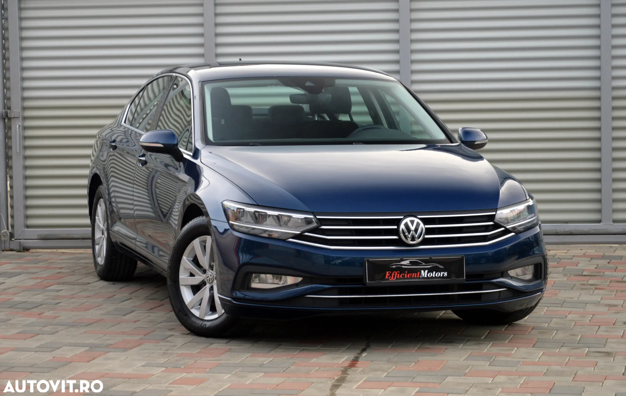 Volkswagen Passat 1.6 TDI DSG Comfortline - 2