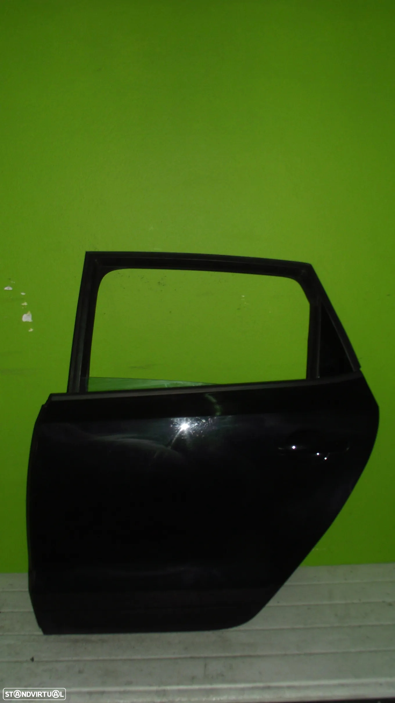 Porta Trás Esq Peugeot 3008 - 2009 / 2016 - 3