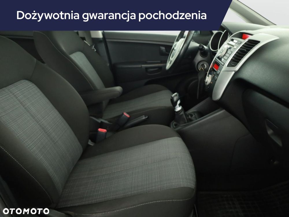 Kia Venga - 9