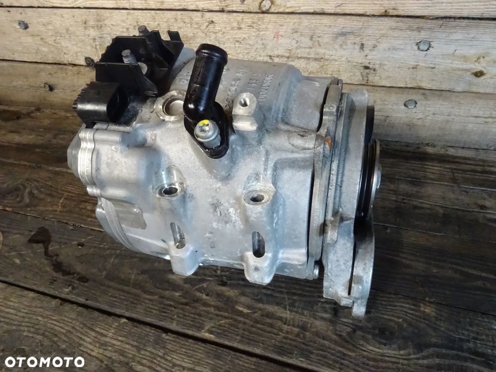 ALTERNATOR A4 A5 8W a6 c8 a7 Q8 3.0 TDI DDV DHX DEW 4N0903028H