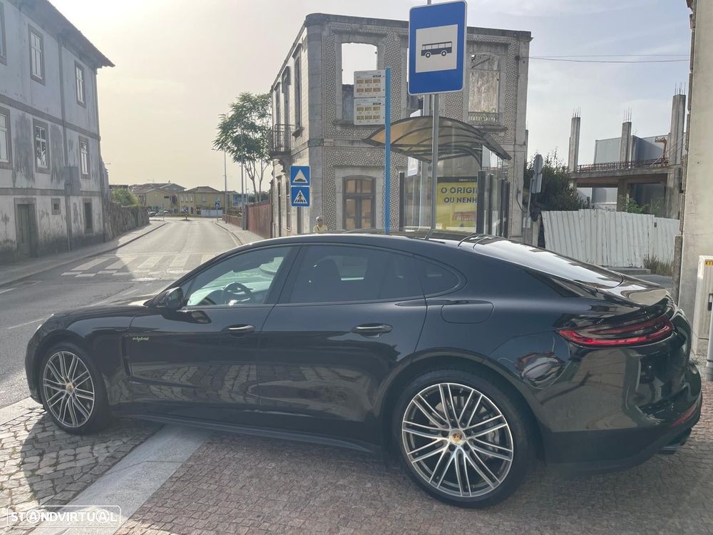 Porsche Panamera 4 E-Hybrid - 17