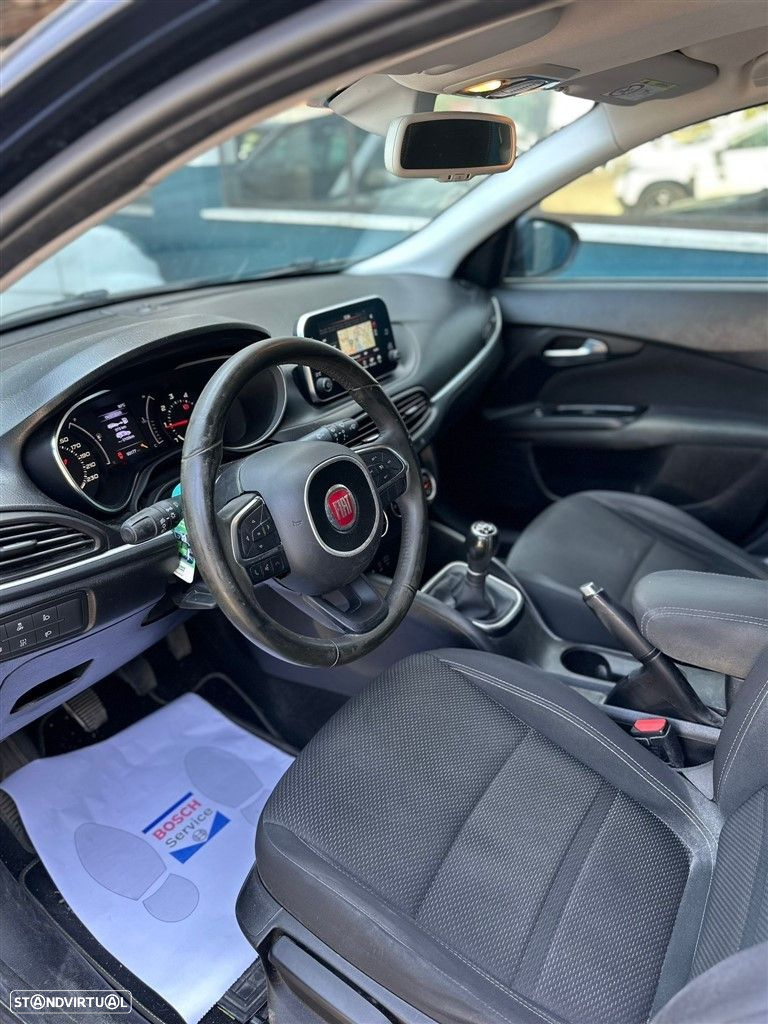 Fiat Tipo Station Wagon 1.3 M-Jet Lounge Tech J17 - 6