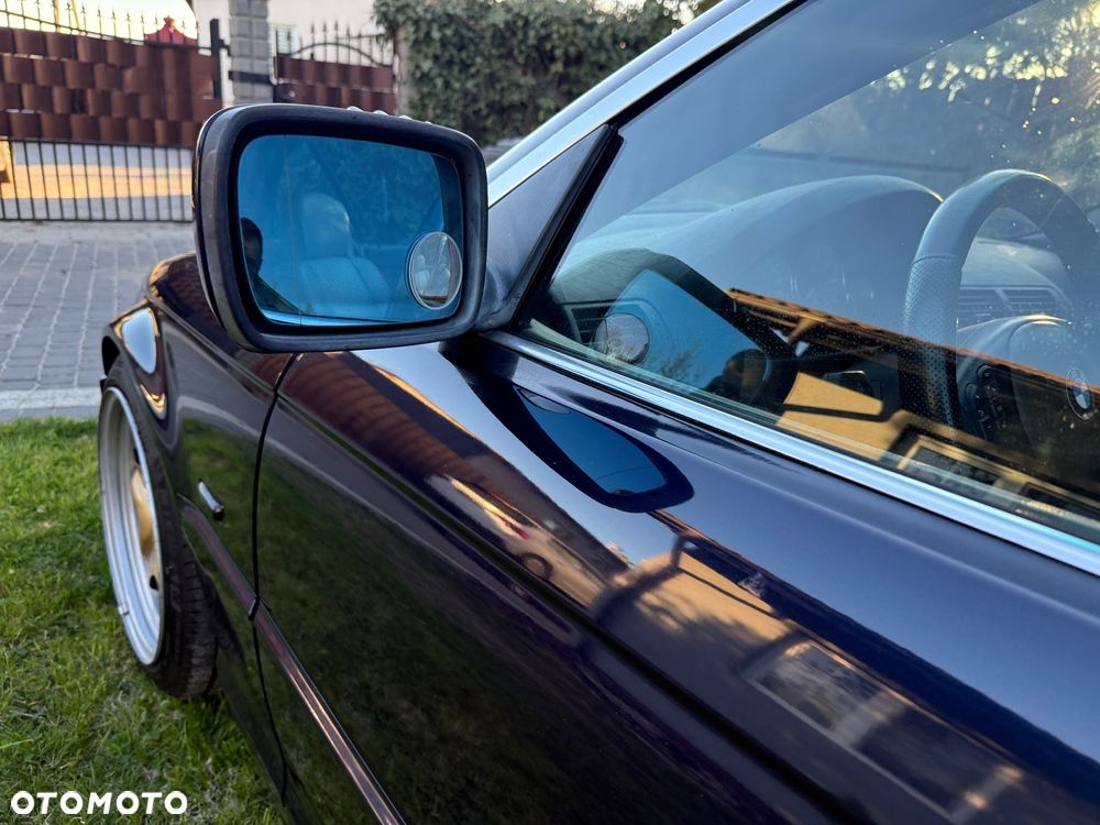 BMW Seria 3 325i - 16