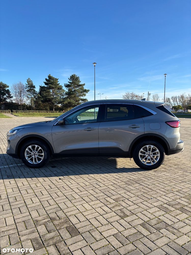 Ford Kuga 2.5 FHEV FWD Titanium - 2