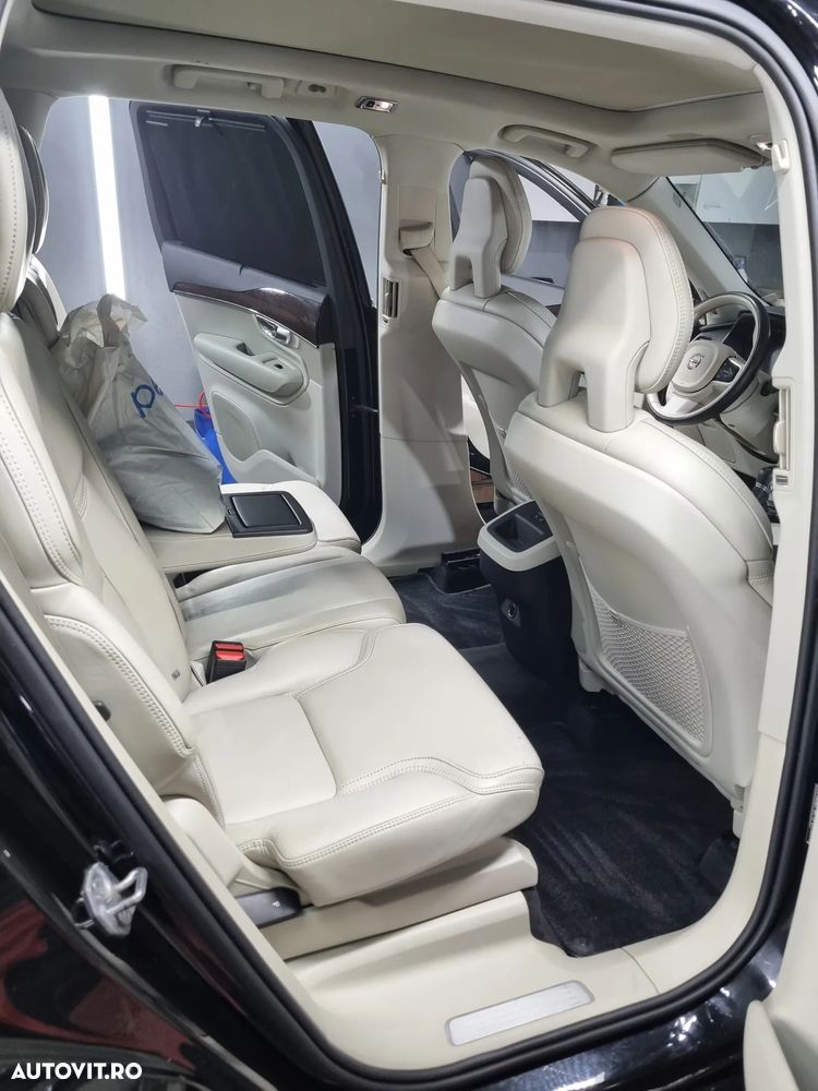 Volvo XC 90 D5 AWD Geartronic Inscription - 7