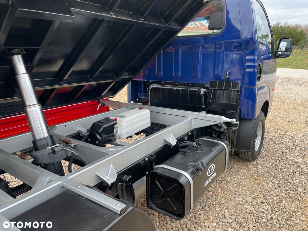 Kia K2500 - 15