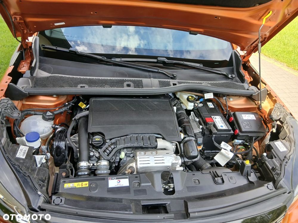 Peugeot 2008 1.2 PureTech Allure Pack S&S EAT8 - 14