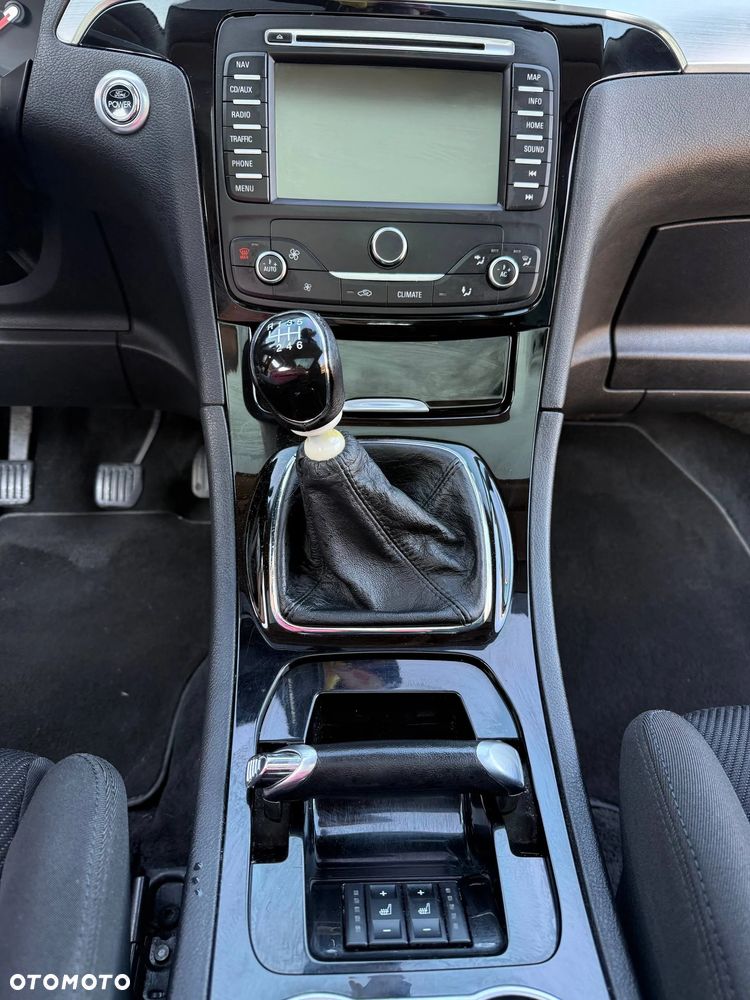 Ford S-Max 2.0 TDCi DPF Titanium X - 12