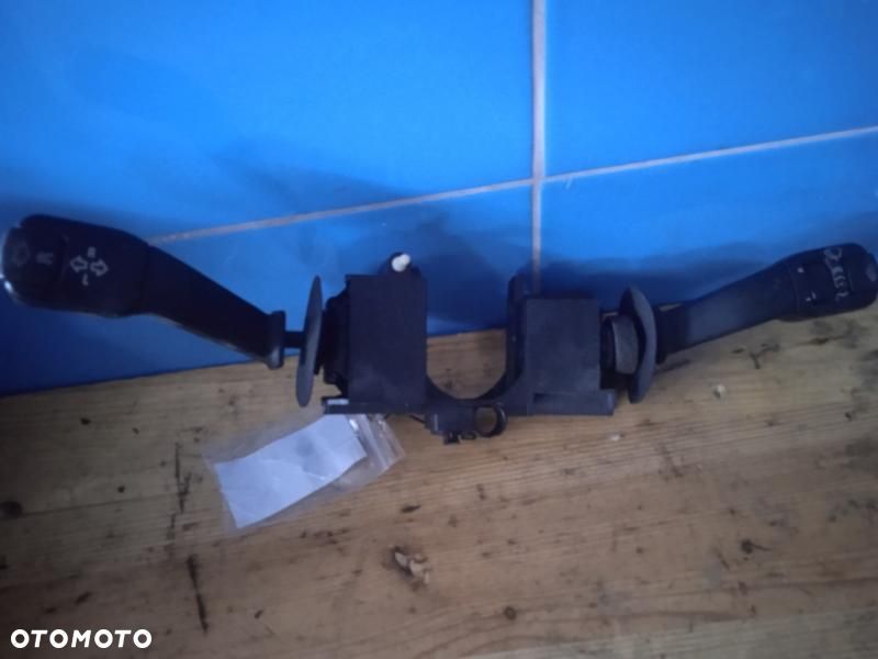 Manetka BMW E39 8352172 - 2