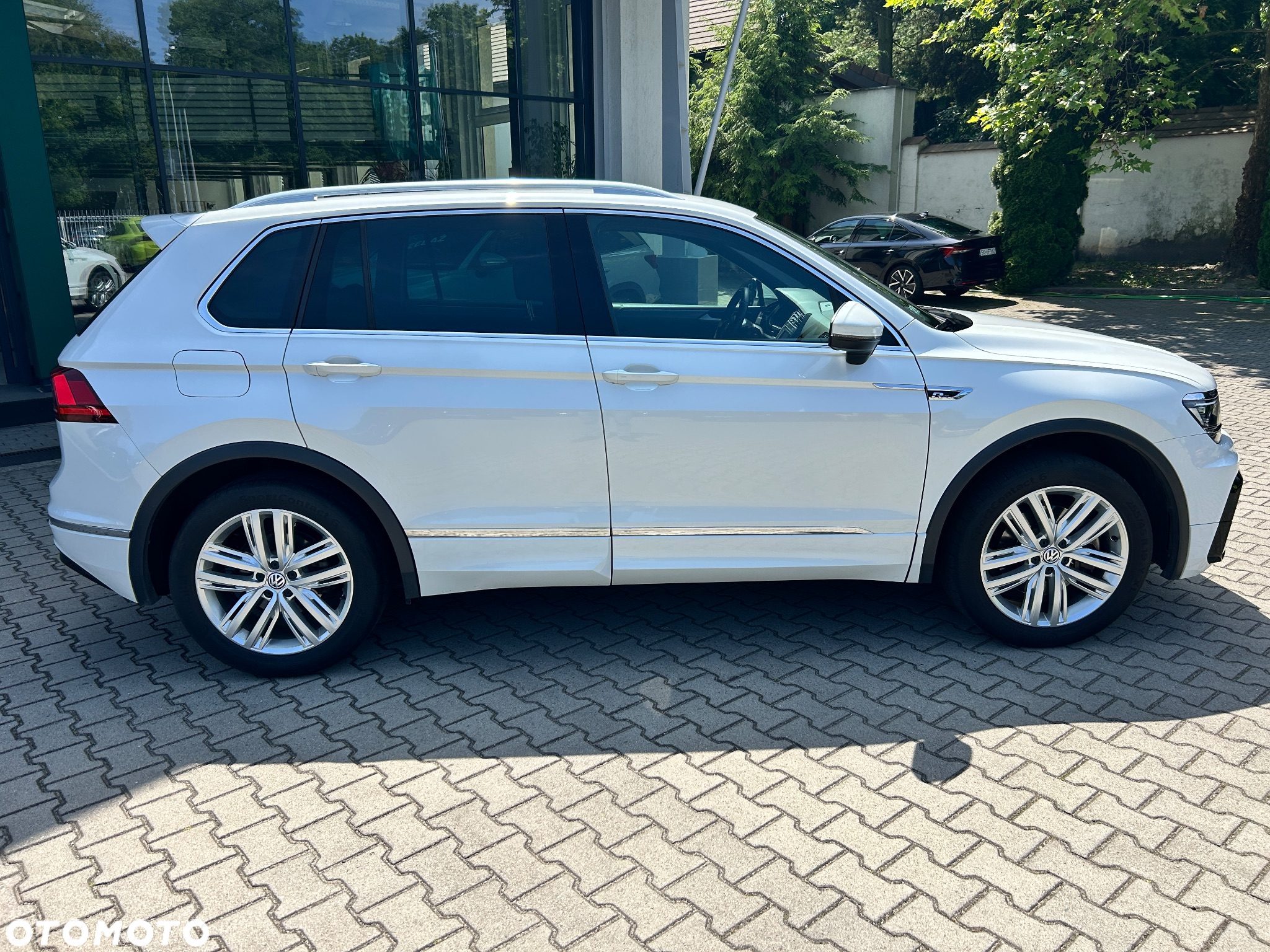 Volkswagen Tiguan 2.0 TSI 4Mot R-Style DSG - 2