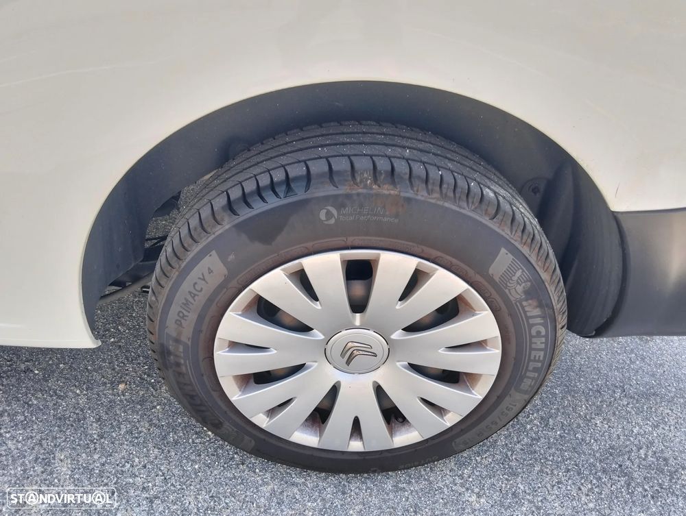 Citroën BERLINGO 1.6HDI LONGA 3 LUG - 7
