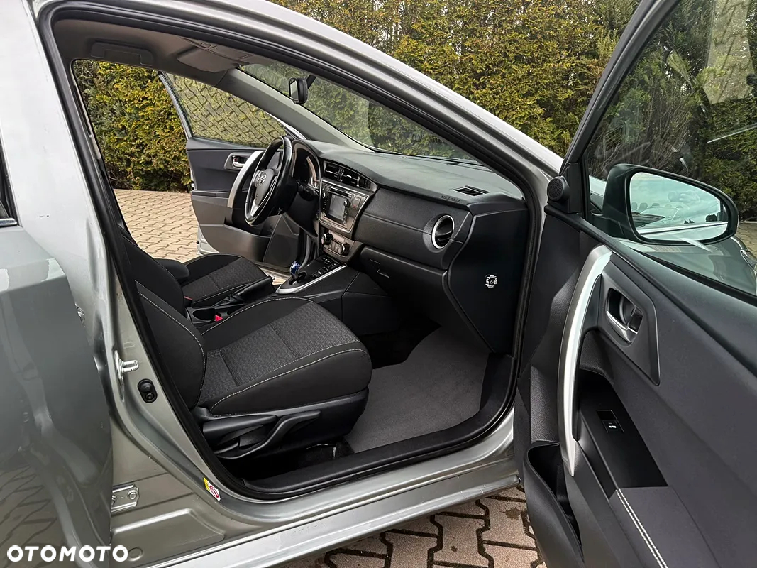 Toyota Auris 1.8 VVT-i Hybrid Automatik Executive - 17