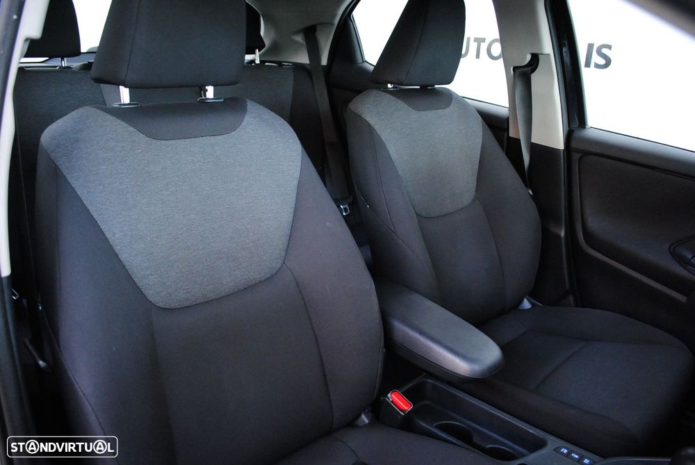 Toyota Yaris Cross 1.5 HDF Comfort Plus - 20