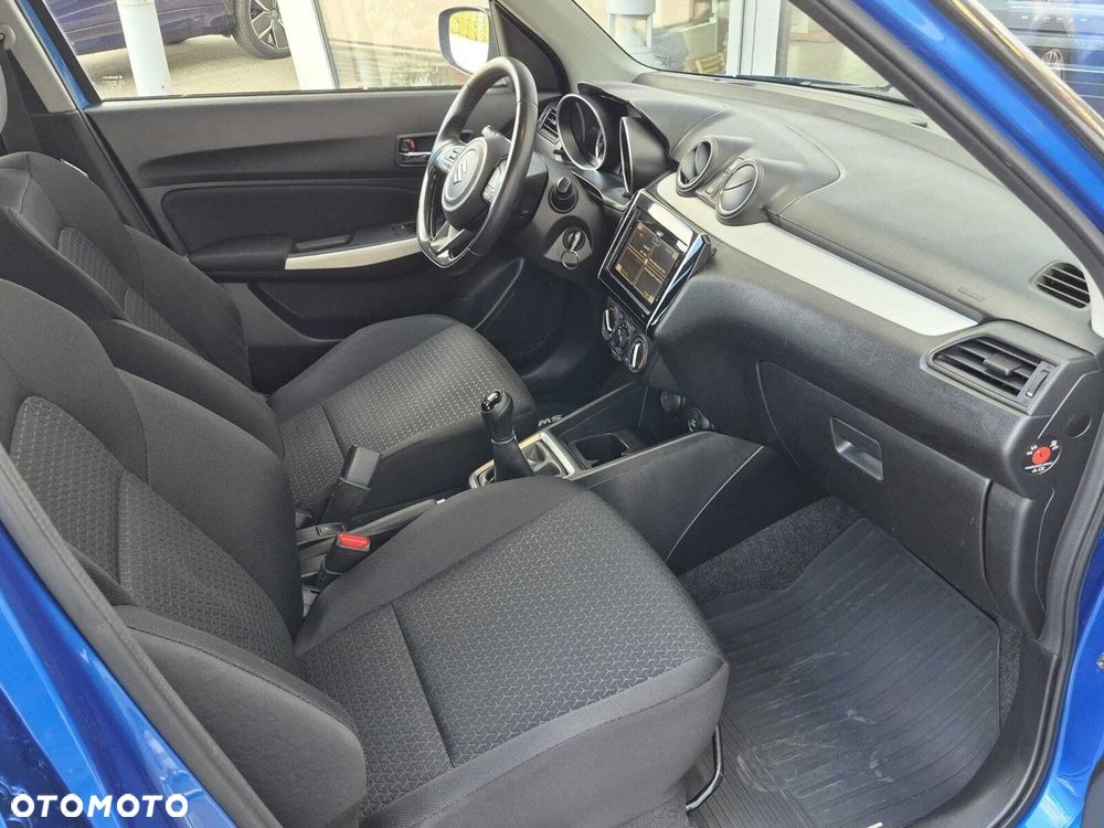Suzuki Swift - 10