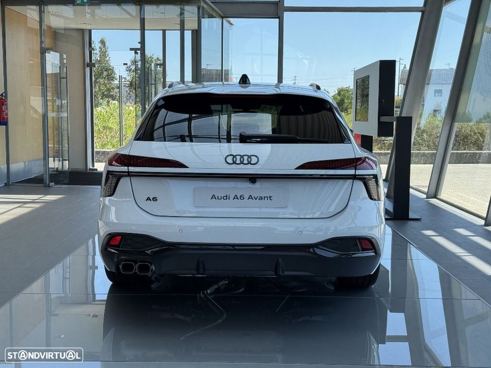 Audi A6 Avant 40 TDI S line S tronic - 4
