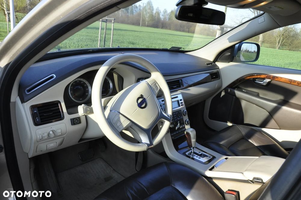 Volvo XC 70 T6 AWD Geartronic Summum - 24