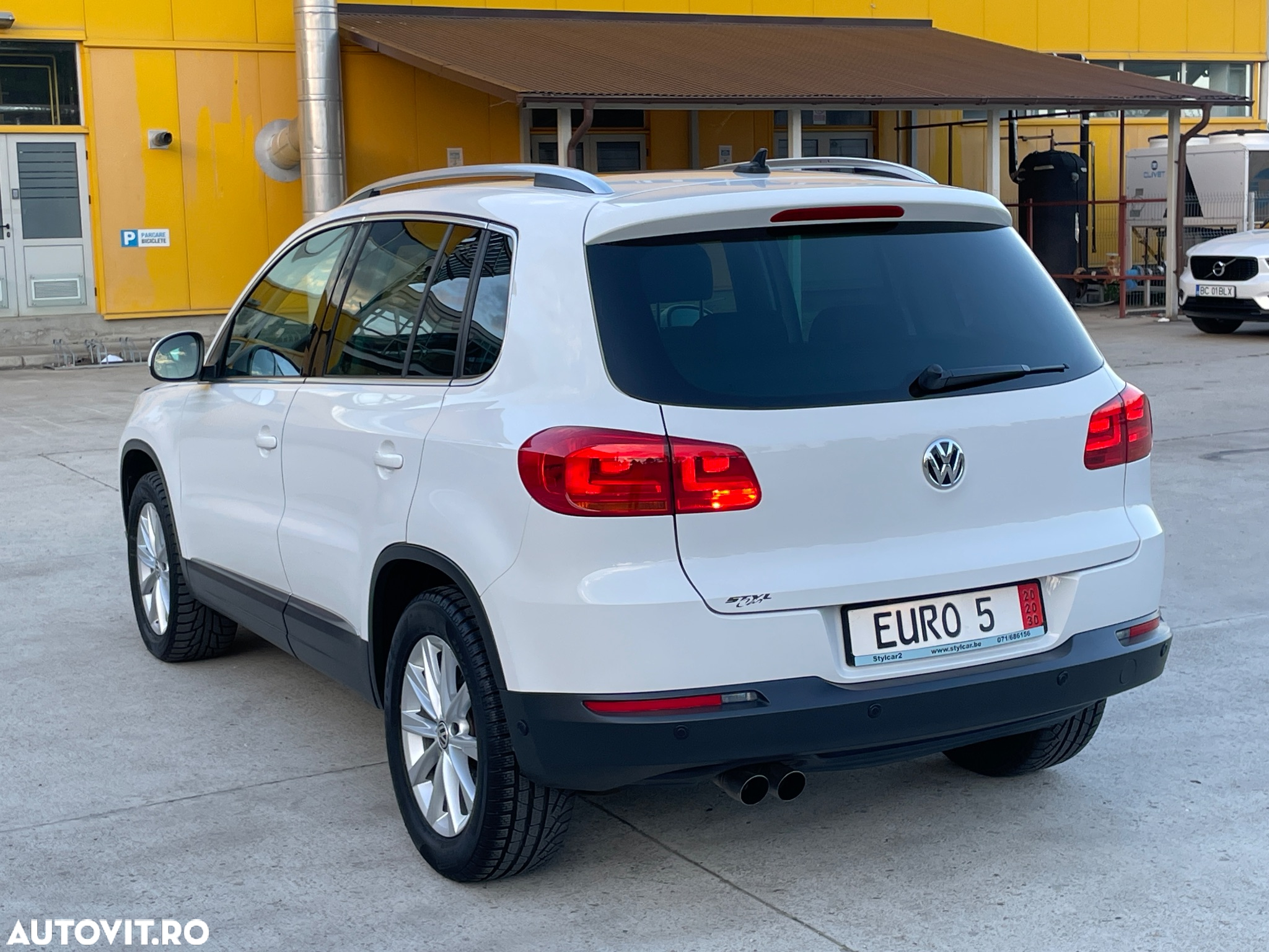 Volkswagen Tiguan 2.0 TDI DPF BlueMotion Technology Sport & Style - 3