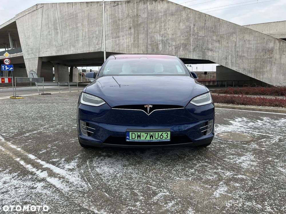 Tesla Model X 75 D - 4