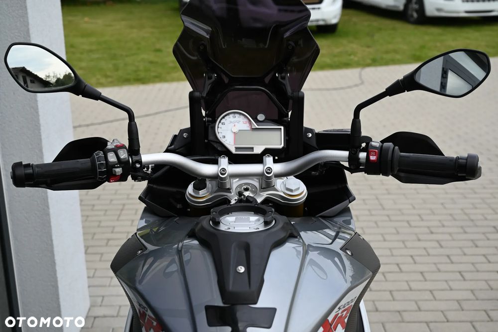 BMW XR - 7
