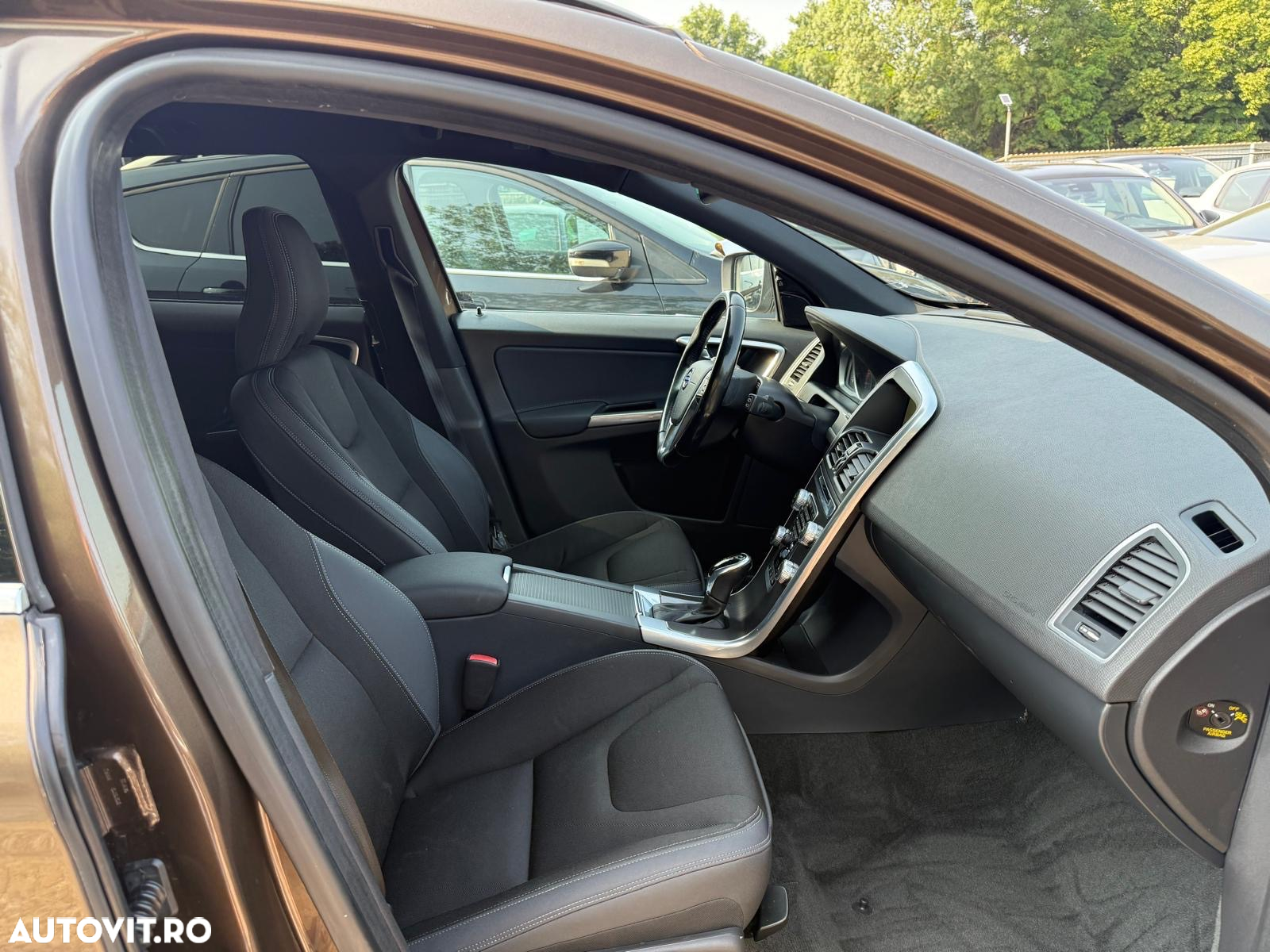 Volvo XC 60 - 26